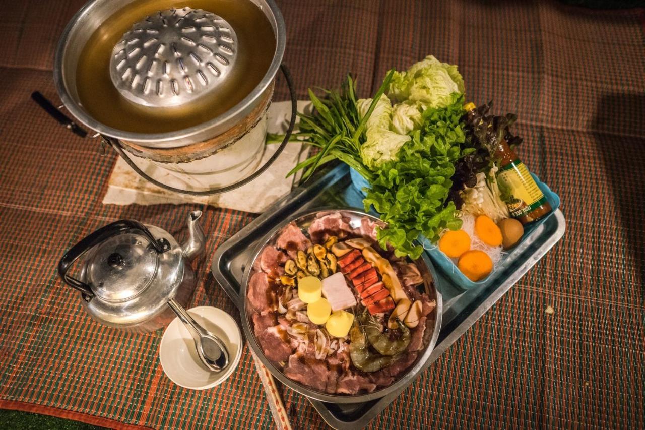 Hotel ภูเบิกฟ้า แคมป์ปิ้ง Mon Jam Esterno foto